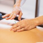 急に腰が「ギクッ」と痛んだとき、まず知っておきたいこと